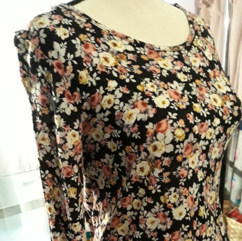 Blouse - Picture 3 of 5